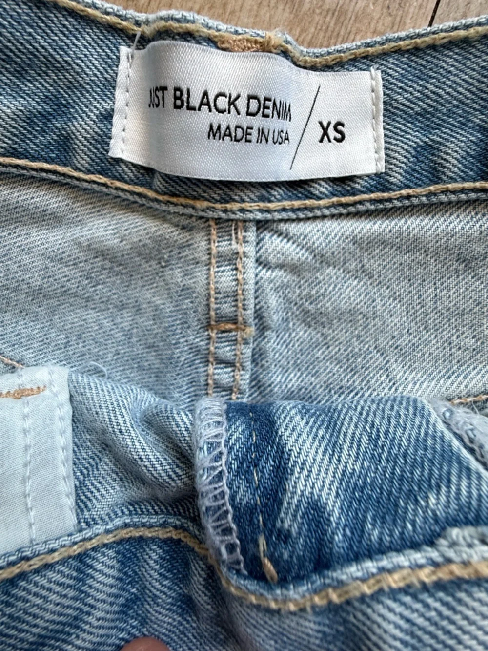 NWT Just Black Denim LIGHT WASH HIGH WAISTED DENIM SHORTS Size XS